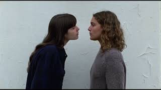 Attenberg  Trailer Ufficiale [upl. by Emirac354]