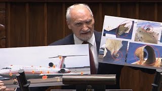 Macierewicz trwa na mównicy Sejmu domagając się dowodów na eksplozję [upl. by Alcot]