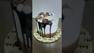 New style chocolate cake decoration 🥰🥰😍😍cake shortvideo happy short shortsfeed [upl. by Kenny]