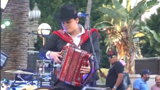 Los Tiranos del Norte interpretan Hasta La Miel Amarga en vivo desde Los Ángeles California [upl. by Enitsirt]