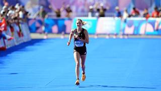 Rose Harvey Completes Marathon While Battling a Broken Leg [upl. by Saraann]