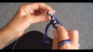 KNIT A POINTED EDGE SCARF [upl. by Merriott]