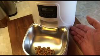 Automatic Cat Feeder 4L Timed Cat Feeder with Desiccant Bag Review Quality built easy to clean an [upl. by Barren]