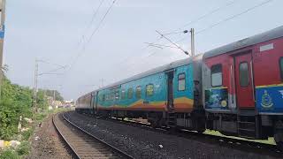 LGD WAP7 12721 HYDERABAD DECCAN NAMPALLY TO HAZRAT NIZAMUDDIN DAKSHIN EXPRESS [upl. by Drud]