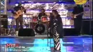 Whitney Houston sings quotI will always love youquot LIVE 2008 [upl. by Melisandra]