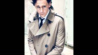 The Red Necklace  Read by Tom Hiddleston  CD 4 Track 11 [upl. by Ejroj]