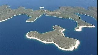 Croatie  Îles Pakleni Otoci [upl. by Yclehc25]