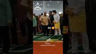 Tengku Hassanal perhati “Krem Kaki Ke Tu” [upl. by Iggam534]