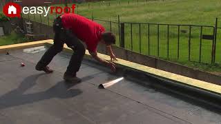 EPDM plat dak zelf plaatsen met Easyroof [upl. by Eeresed]