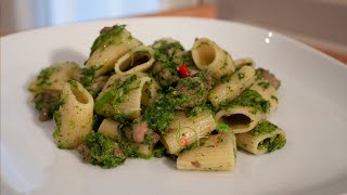 PASTA CON BROCCOLI E SALSICCIA  Buono Facile Veloce [upl. by Euqinwahs722]