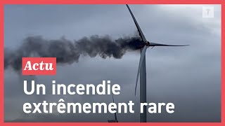 Une éolienne prend feu entre Rennes et Nantes [upl. by Klinges]