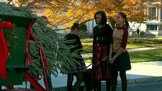 The first family inspects the White House Christmas tree [upl. by Aicnetroh]