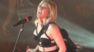 Ellie Goulding  Burn  LIVE PARIS 2014 [upl. by Yewed24]