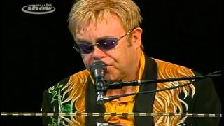 Elton John  Live in São Paulo Brasil 2009  Skyline Pigeon amp Your Song [upl. by Irrehs]