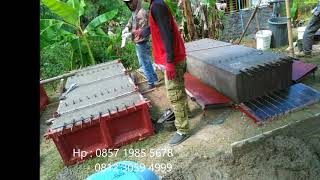 CETAKAN PANEL BETON PRECAST [upl. by Saiasi947]