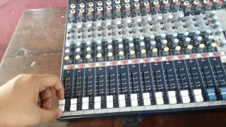 Soundcraft efx 12 audio mixer [upl. by Ojyma554]