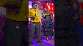 Koffi OLOMIDÉ quotSYMPOSIUMquot By Cindy LE COEUR amp LATINO Extrait Live Concert Abonnezvous ✔ Aimez ✔ [upl. by Joliet]