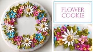 How to Decorate a Flower Cookie  Floral Plaque [upl. by Etnod]