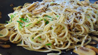 Rezept Spaghetti mit Champignons  Jackys schnelle Küche [upl. by Baecher]