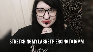 Stretching my labret piercing to 16mm [upl. by Corrinne954]