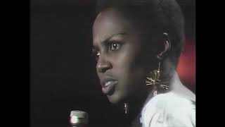 Miriam Makeba Jolinkomo Live [upl. by Fu17]