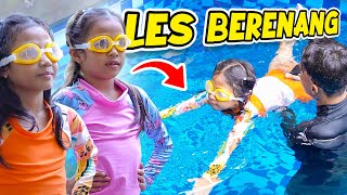 ALUNA DAN AMANDA BELAJAR BERENANG DI KOLAM DALAM BISA GAK YA [upl. by Inalak]