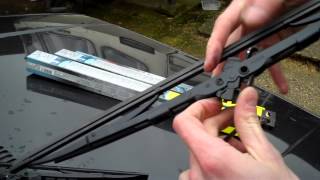 VW Golf MK2 how to change wiper blade [upl. by Ardena348]