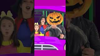 Canción de Halloween de Las Ruedas del Bus  Hokie Pokie Canciones Infantiles  shorts  №2 [upl. by Namilus680]