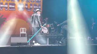 Don’t Stay Out Late  The Dualers with Si Cranstoun live at Wembley Arena 14th May 2022 [upl. by Fulvi]