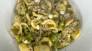 pasta con broccoli e salsiccia 😋 pasta with broccoli and sausage Italian food official 2023 [upl. by Huckaby]