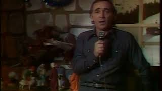 Charles Aznavour  Noël à Paris 1978 [upl. by Ynattib]