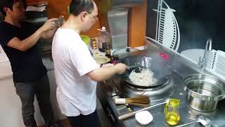 美控商用電磁爐炒河粉拋鑊 MEIKONG INDUCTON COOKING WOK [upl. by Zebulon]