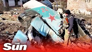 Destroyed Russian Sukhoi fighter jet found amid debris in Chernihiv Ukraine [upl. by Obaza314]