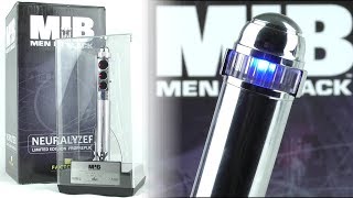 MEN IN BLACK Factory Entertainment Neuralyzer Prop Replica Review  Votesaxon07 [upl. by Ecneralc]