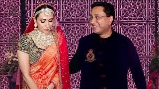 Karishma Kapoors Stuning Bridal Dress For 2nd MARRIAGE Ceremony Show [upl. by Ettenotna912]