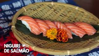 COMO FAZER NIGIRI DE SALMÃO [upl. by Eima]