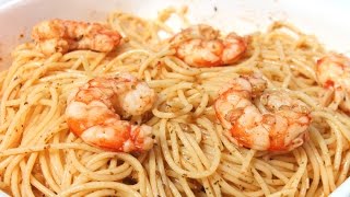 Espaguettis con gambas al ajillo  receta facil y espectacular [upl. by Byron]