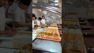 Buffet de sushi com gunkan liberado  Shark sushi [upl. by Notlrak218]