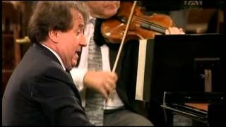 Mozart Piano Concert Nr 22 Es Dur KV 482 Rudolf Buchbinder Piano amp Conducter Wiener Phi [upl. by Nalloh]