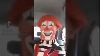 Payaso homofóbico Felicidades nació Homosexual [upl. by Eelynnhoj]