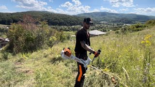 Stihl Fs 561C with 350 mm brush knife cutting dry grass  Motocoasa Stihl cu cutit de defrisat [upl. by Rett964]