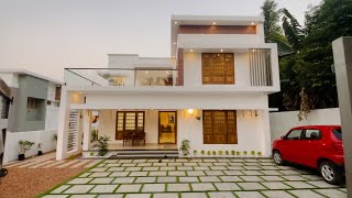 7 lakhs Interiors2200 sqft10 centആരും കൊതിച്ചു പോകുന്ന വീട്Home tour Malayalam [upl. by Meda174]