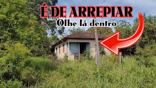 A COISA MAIS TERRÍVEL QUE JÁ VIMOS DENTRO DE UMA CASA ABANDONADA ATÉ HOJE 😳 [upl. by Etteuqram]