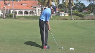 Golf Tips Chipping Technique Lesson by Jim McLean [upl. by Ng]