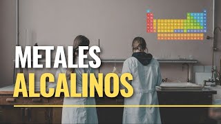 💥 Metales Alcalinos  Qué son elementos propiedades y usos [upl. by Eilerua]