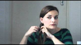 Comment faire une fishtail braid [upl. by Mccafferty434]