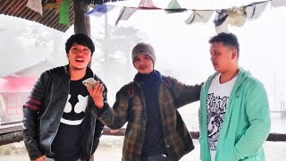 Kora Kagaz Tha Cover by Lenzing Doming ft Damchin Norbu  Kishore Kumars in Tawang [upl. by Iveson]