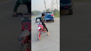 Munnu or Puru ne ki Bike se Tug of War comedy dragrace youtubeshorts shorts shortsfeed [upl. by Bronson]