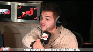 Keen V à poil avec léquipe pour 1 million de fans  CCauet sur NRJ [upl. by Hild]