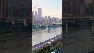 Metro crossing the Yangtze River short beautiful downtown chinacity chongqing LightRail [upl. by Nirol129]